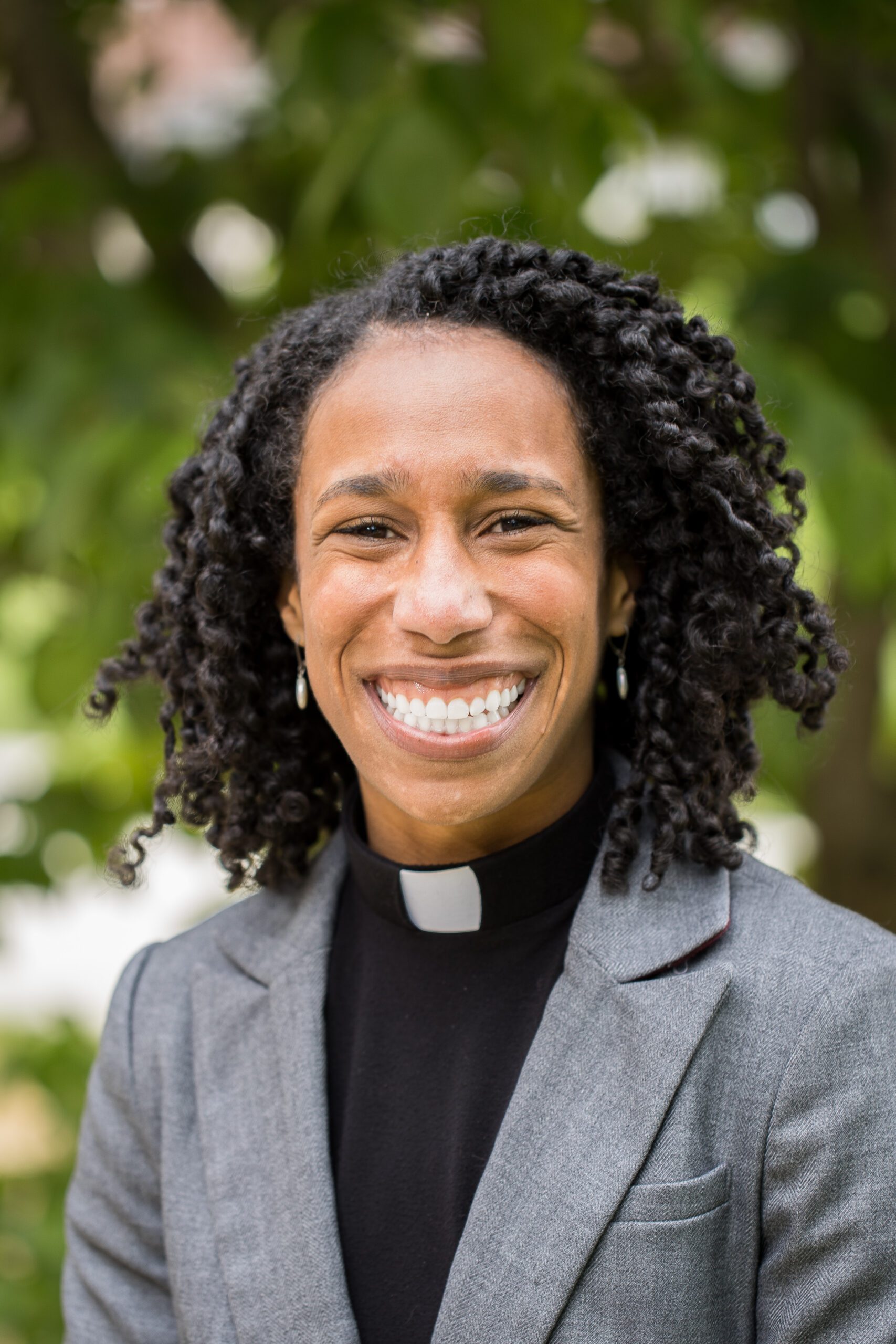 Associate Pastor Elizabeth Eckman